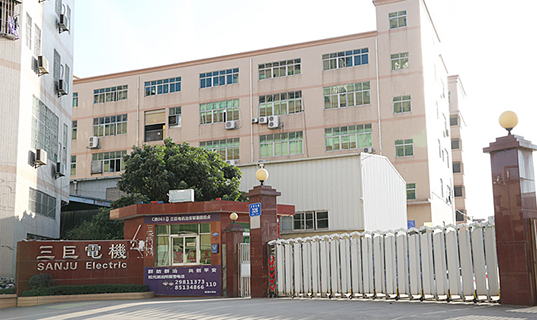 <b>信息技術(shù)打開散熱市場新空間，三巨電機(jī)拾級而上驅(qū)動發(fā)展</b>